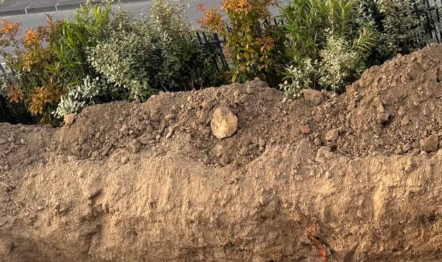 Terre et gravats terre agricole