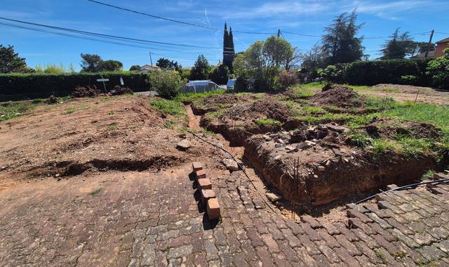 Terre et gravats terre végétale de canet