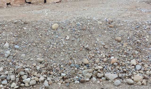 Terre et gravats terre remblai