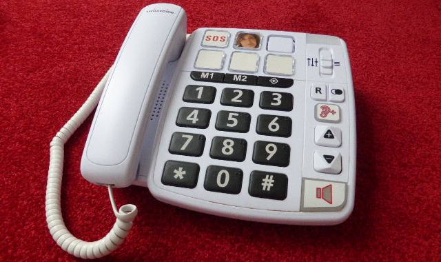 Téléphonie, Internet téléphone à grosses touches personnes âgées ou malvoyantes