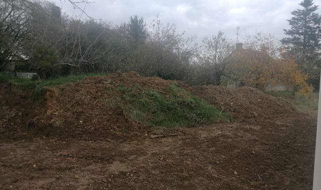 Terre et gravats terre végétale