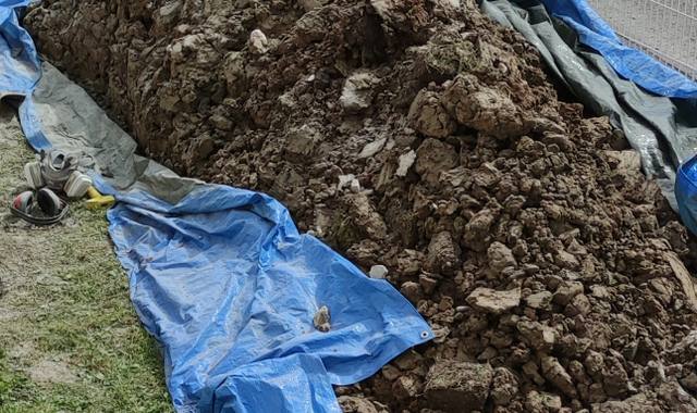 Terre et gravats terre argileuse