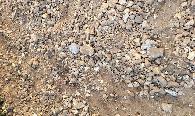 Terre et gravats gravats