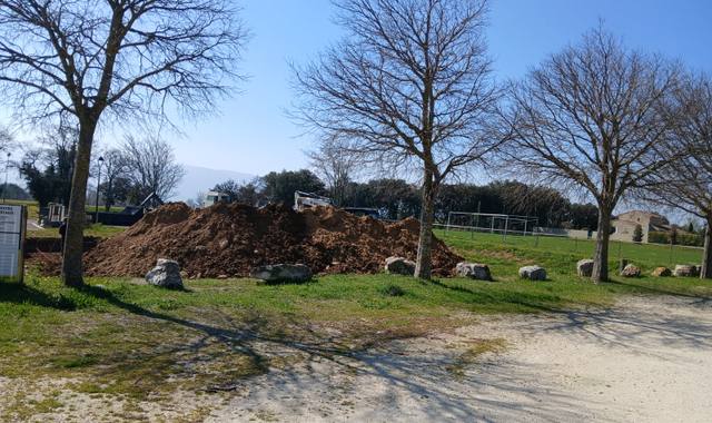 Terre et gravats de terre – Cabrières-d’Avignon