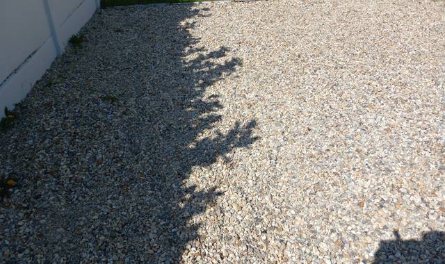 Terre et gravats graviers