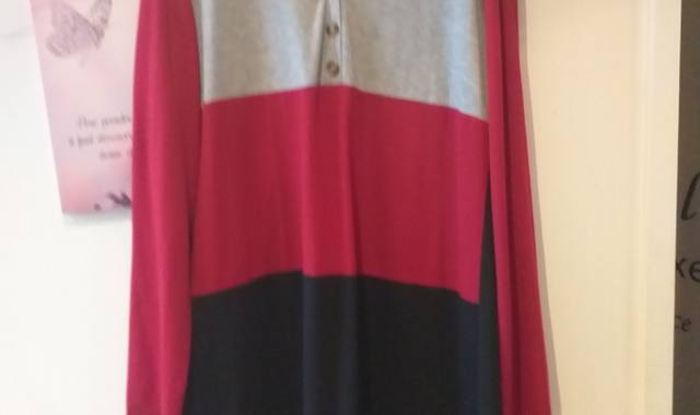 Vêtements 2 robes tee shirt