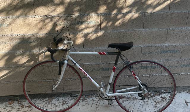 Vélo un velo Décathlon Chrono