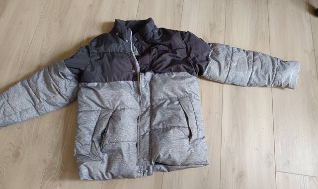 Vêtements doudoune enfant