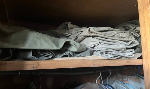 Vêtements vêtements militaires veste pantalon etc