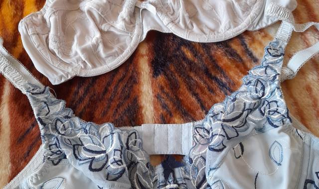 Vêtements soutien gorge