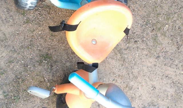 Vélo vélo bebe a pousser