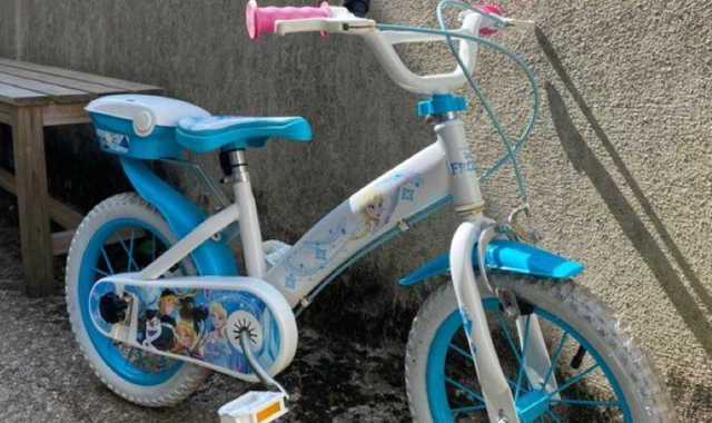 Vélo vélo reine des neiges