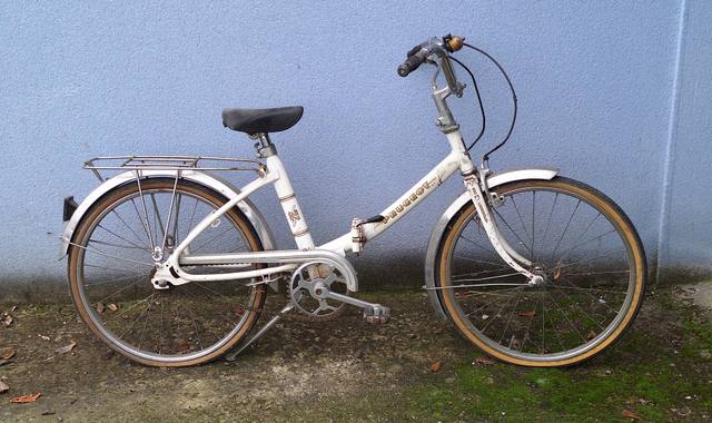 Vélo vélo enfants en bon état.