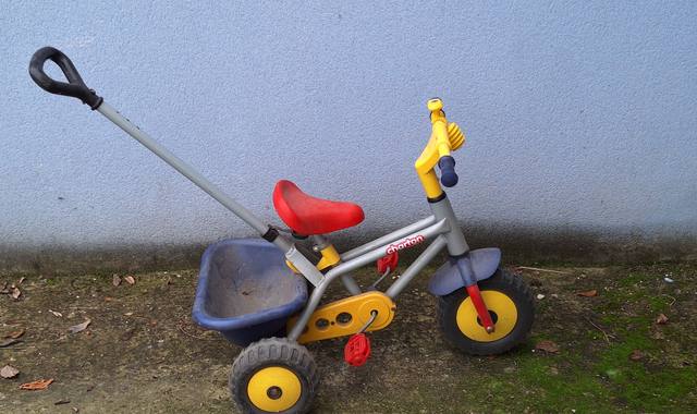 Vélo tricycle enfant en bon état