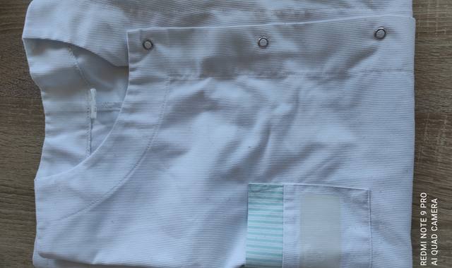 Vêtements blouse étudiante