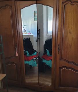 Antiquités armoire chambre