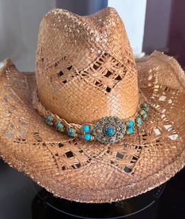 Bijoux, accessoires chapeau de country authentique