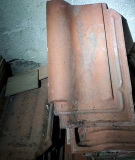 Bricolage 120 tuiles environ