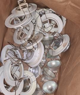 Bricolage  Ensemble spots et lampes pour plafonniers