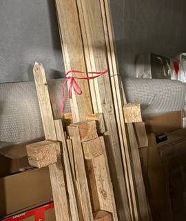 Bricolage je donne un lot de planches / tasseaux en bois brut