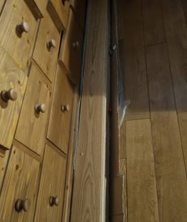 Bricolage lattes de parquet chêne brut