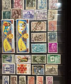 Collection timbres du MONDE - 33.02