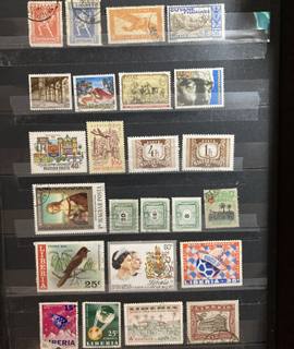 Collection timbres du MONDE - 39
