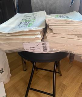 Divers environ 800 sacs alimentaires en papier