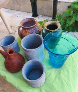 Divers vases, cache pot
