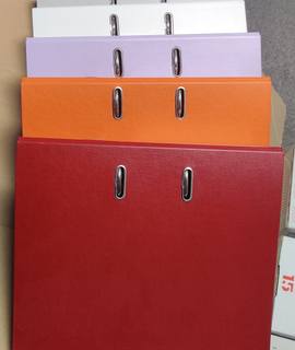 Divers classeurs colorees ou non