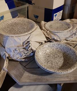 Divers lot de vaisselle