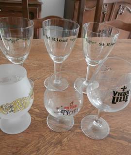 Divers 6 verres a biere