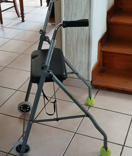 Divers déambulateur