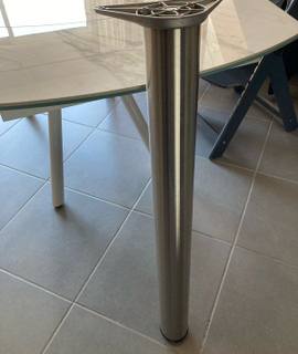 Divers pied en métal inox pour mange debout. Hauteur 87 cm minimum, réglable