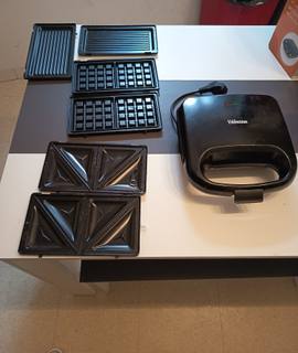 Divers appareil croque  panini et gauffre