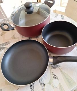 Divers je donne batterie de cuisine