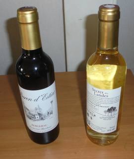Divers 2 petites bouteilles de vins 37 , 5 cl