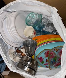 Divers assiette et verre