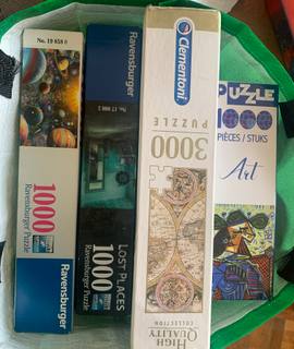 Divers lot de puzzles de 1000 à 3000 pièces