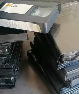DVD, Film, Cinéma 13 Cassettes VHS et leur étui