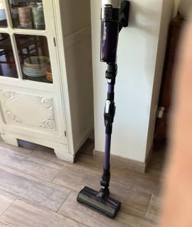 Electroménager aspirateur balai ROWENTA cause double emploi
