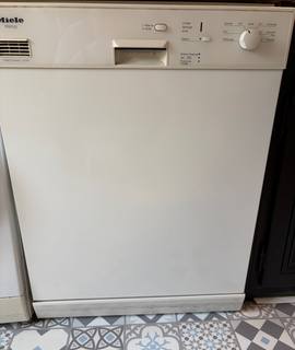 Electroménager lave vaisselle