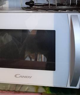 Electroménager micro-ondes CANDY blanc
