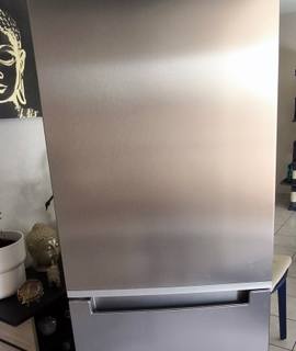 Electroménager combiné réfrigérateur / congélateur