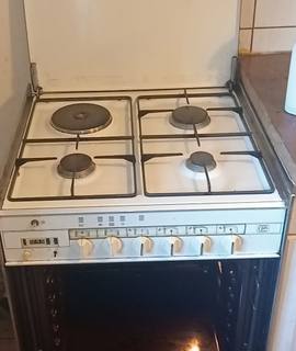 Electroménager cuisinière
