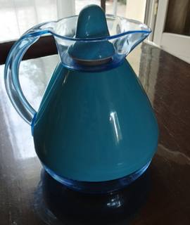 Electroménager pichet isotherme bleu