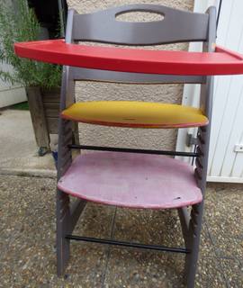 Equipements pour Bébé, Enfants, Puériculture chaise haute en bois pour jeune enfant