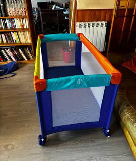Equipements pour Bébé, Enfants, Puériculture un lit parapluie