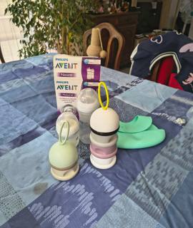 Equipements pour Bébé, Enfants, Puériculture biberons bavoir