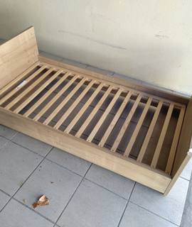 Equipements pour Bébé, Enfants, Puériculture lit enfant en bois 70 x 140 cm – Très bon état